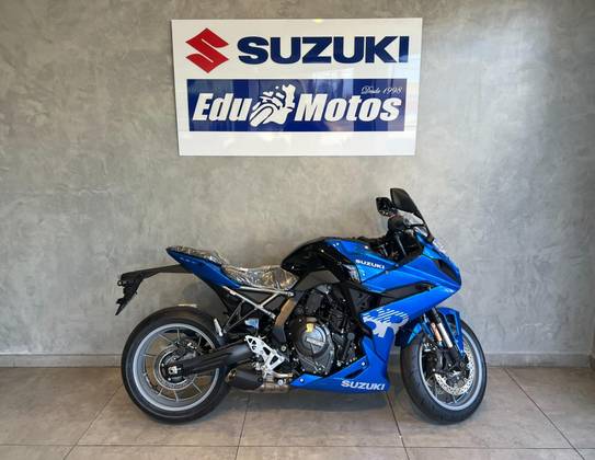 SUZUKI GSX-8R 